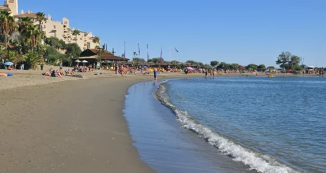 De mooiste stranden van Estepona: foto’s en beach clubs