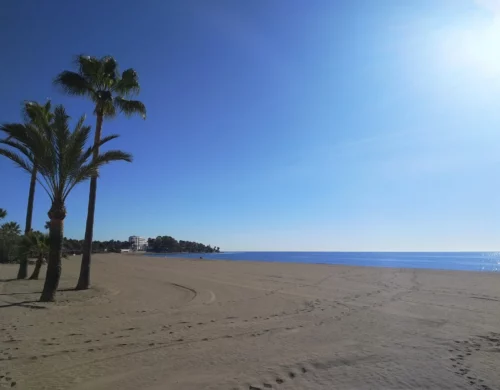 Het weer in Estepona per maand: beste reistijd en tips